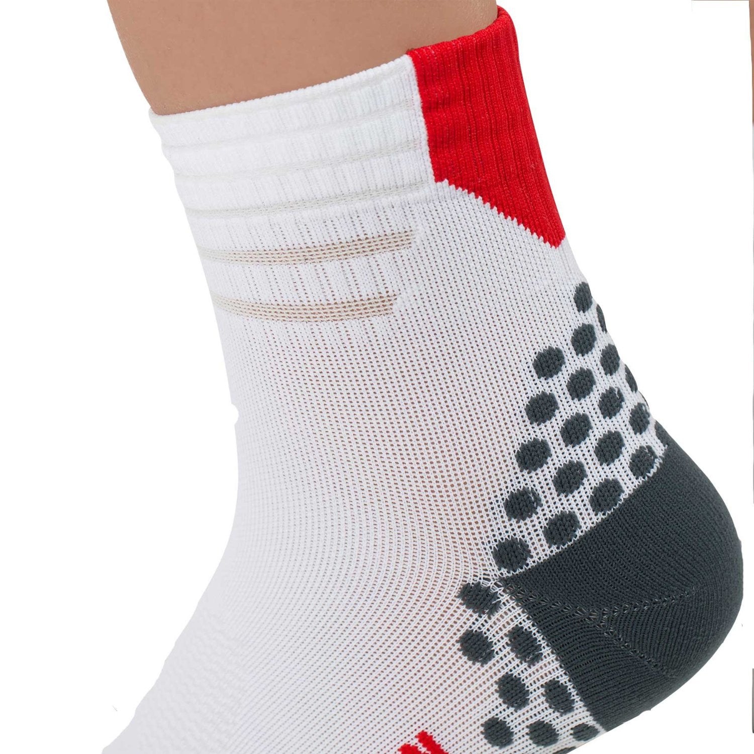 Dotted Ankle Running Socks